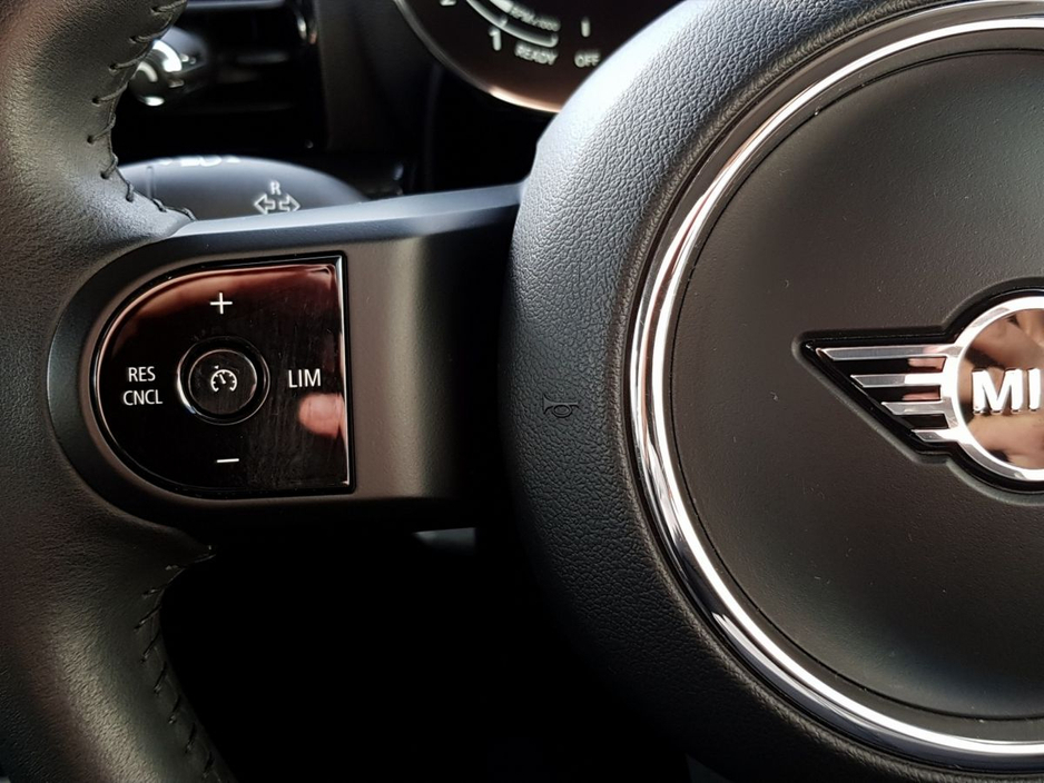 2024 MINI Clubman - image 15