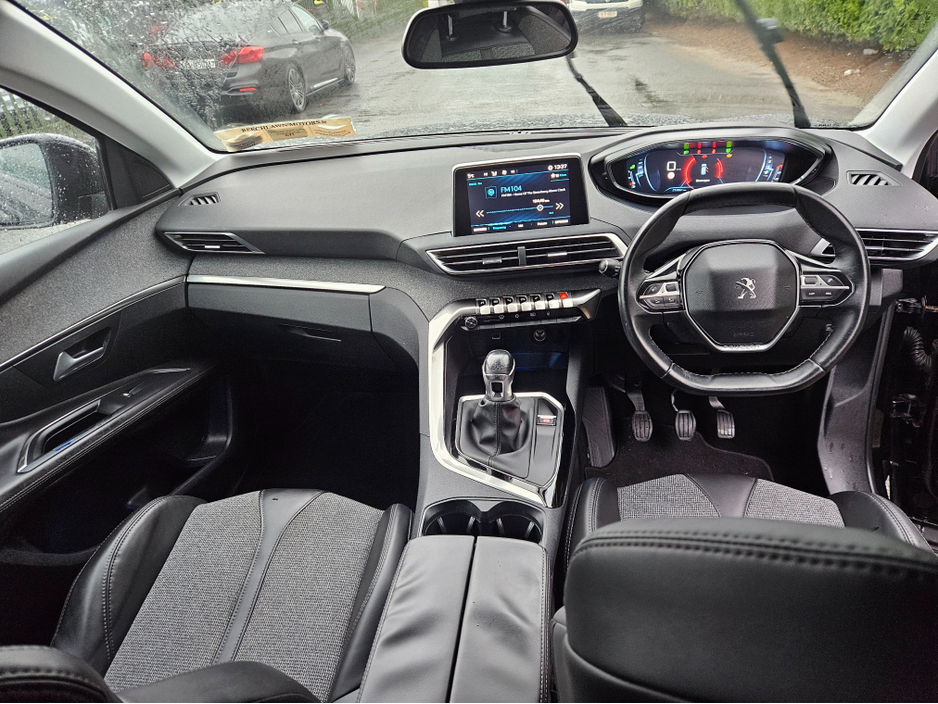 2017 Peugeot 3008 ALLURE 1.2 130 4DR €11,850