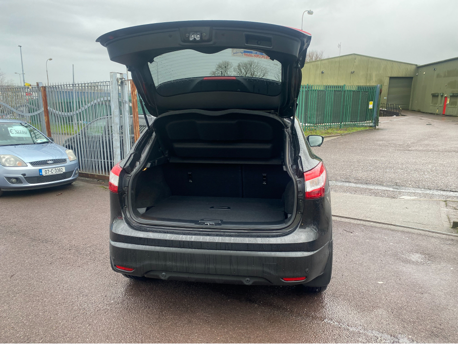 2017 Nissan Qashqai 1.5 SV PREMIUM '17 4DR ONE OWNER CAR €9,950