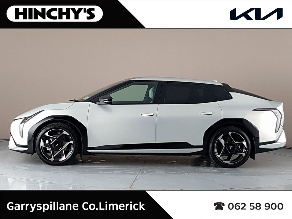 2026 Kia EV4 - image 5