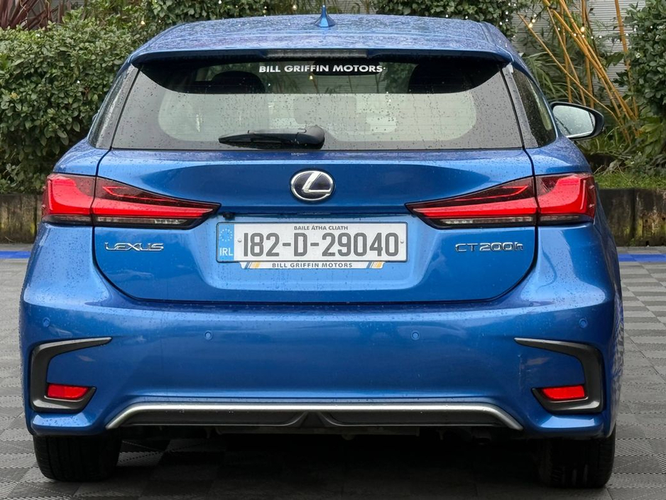 2018 Lexus CT 200 h - image 16