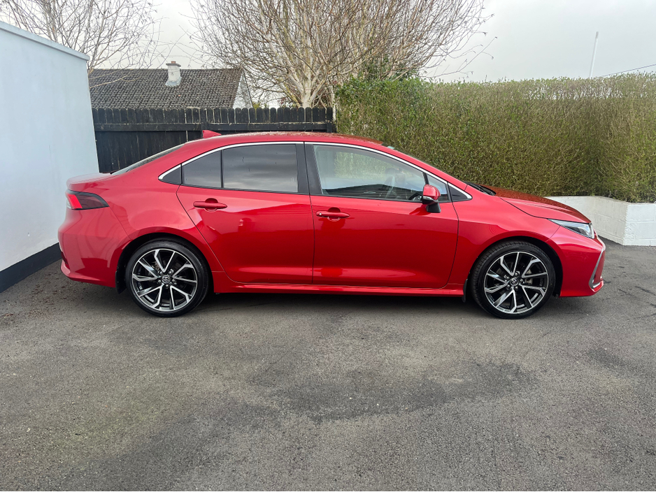 2023 Toyota Corolla - image 2