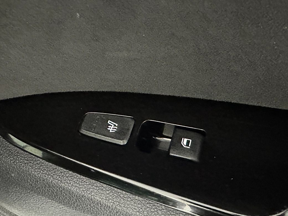 2023 Kia Sportage - image 28