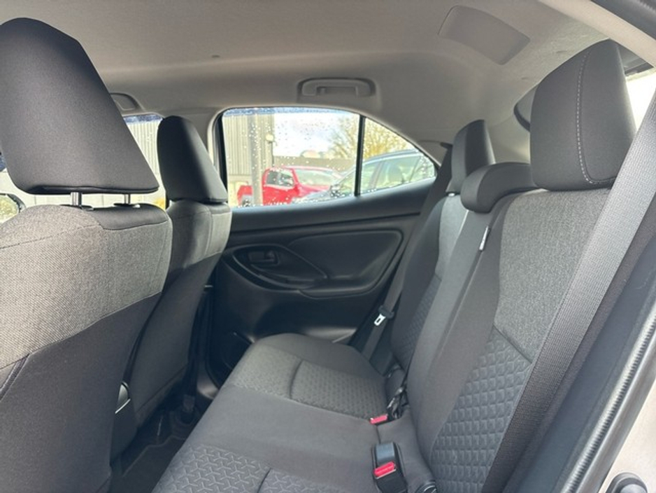 2024 Toyota Yaris Cross FRESH SELECTION OF TRADE-INS YARIS CROSS LUNA €28,500