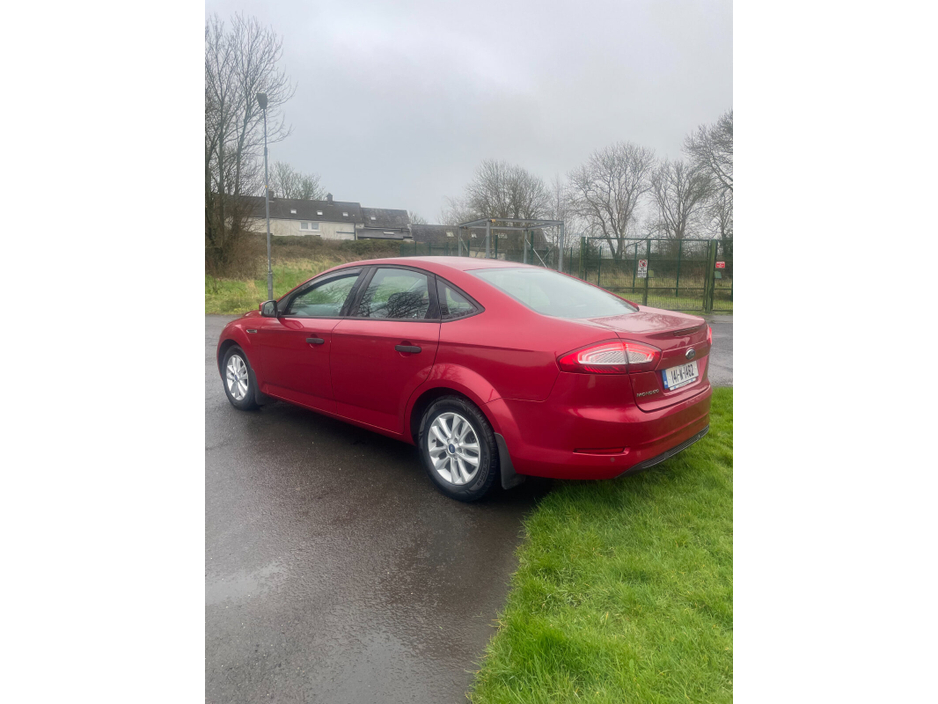 2014 Ford Mondeo - image 4