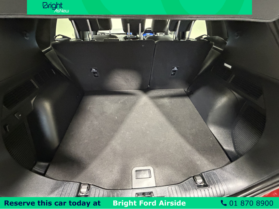 2024 Ford Kuga - image 24