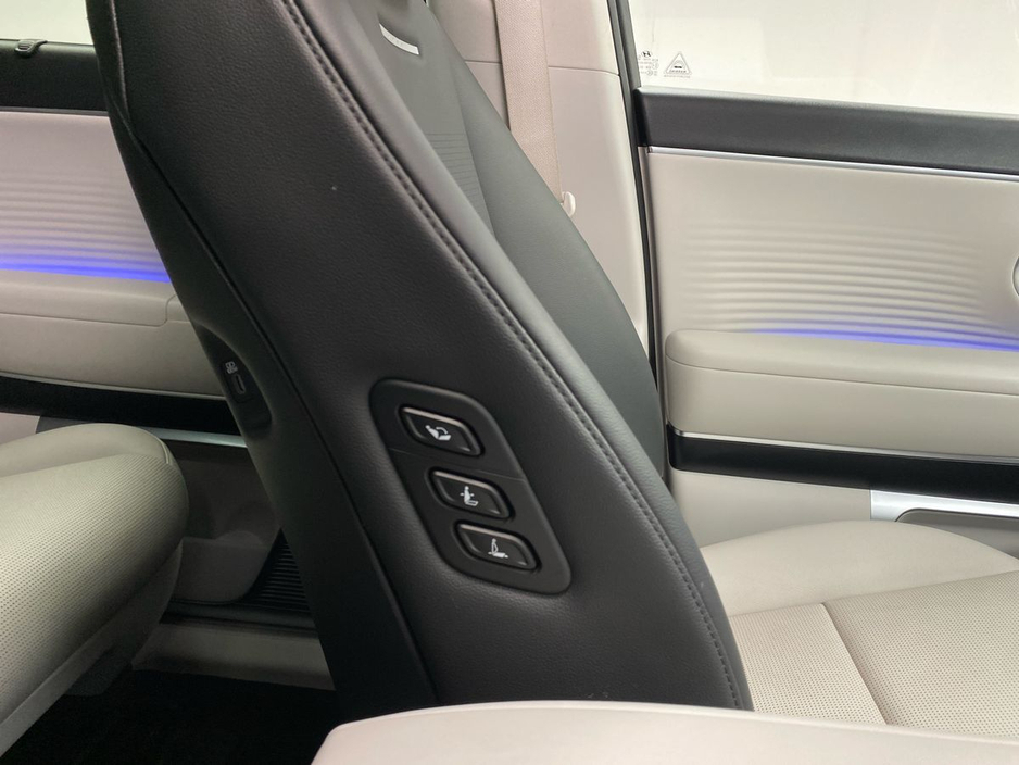 2025 Hyundai Ioniq 9 RWD standard (Long Range) Platinum €72,995