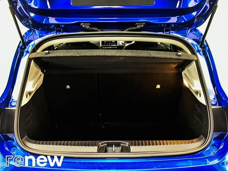 2022 Renault Clio - image 12