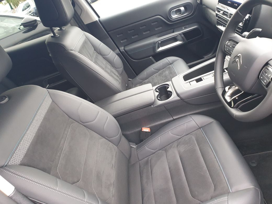 2025 Citroen C5 Aircross - image 20