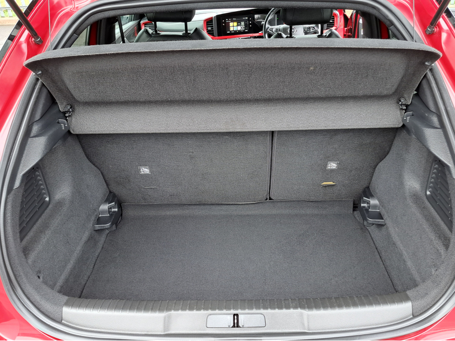 2022 Opel Mokka - image 18