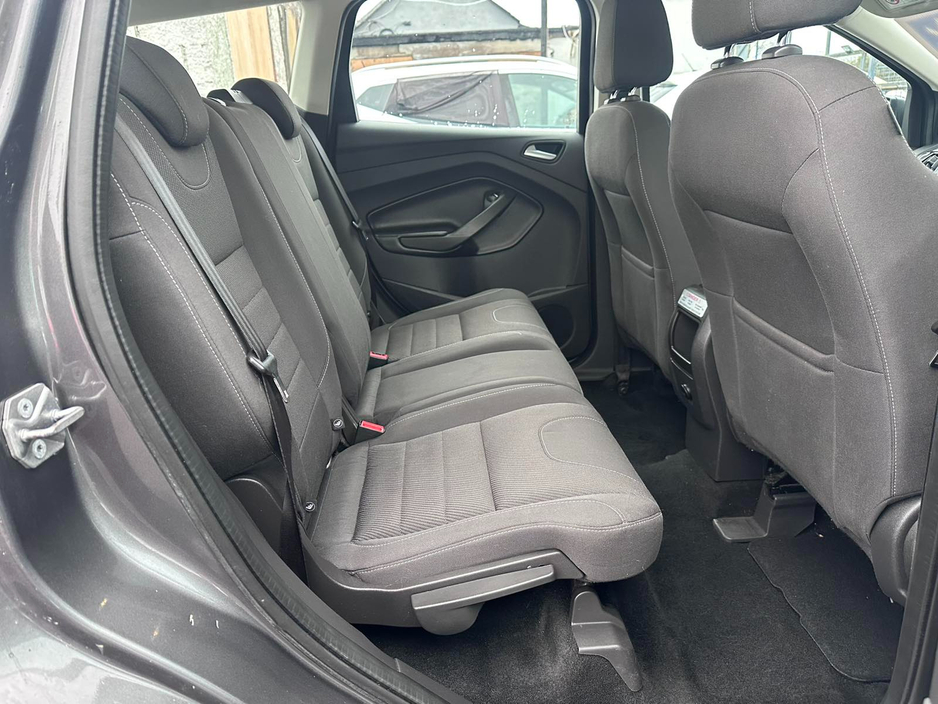 2015 Ford Kuga 4SEATS Commercial €5,950
