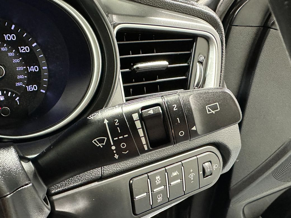 2022 Kia Ceed K2 1.0 Petrol €19,800