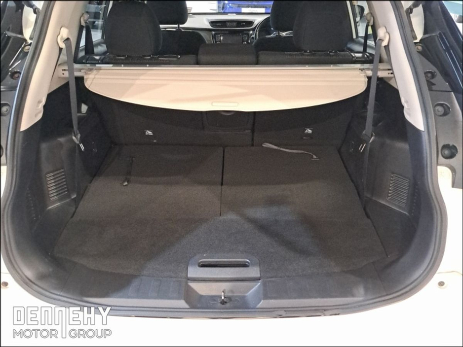 2020 Nissan X-Trail - image 14