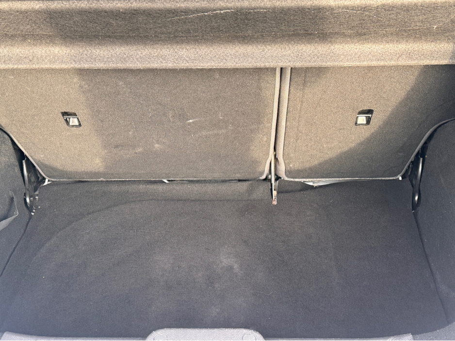 2014 Ford Fiesta 1.25 ZETEC 82PS 5DR ARGENTO €8,500