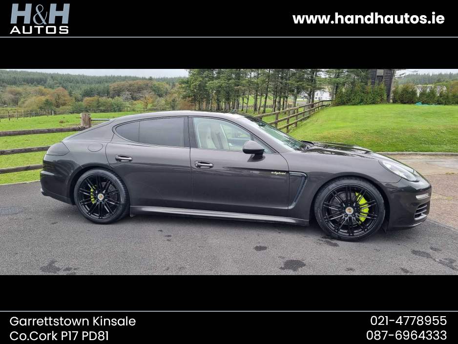 2015 Porsche Panamera S E-HYBRID TIPTRONIC €51,950