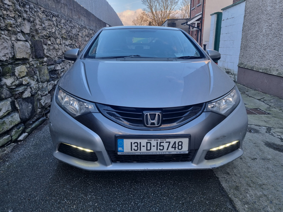 2013 Honda Civic 1.4 i-VTEC SE €3,999