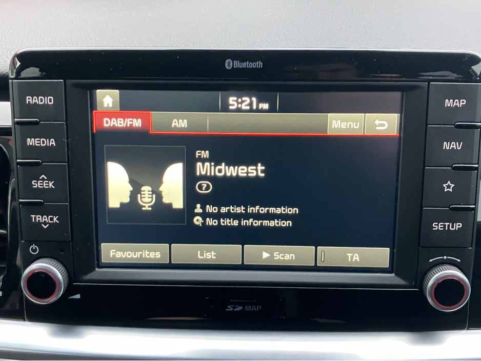 2018 Kia Stonic - image 13