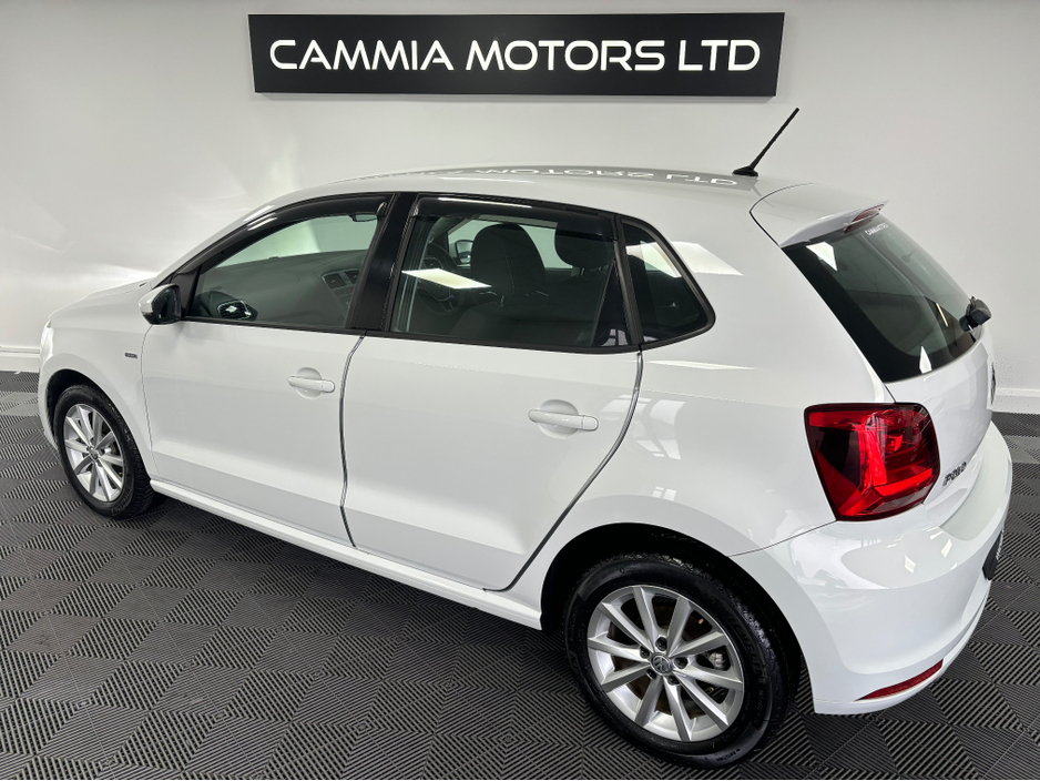 2015 Volkswagen Polo *VOLKSWAGEN POLO* LOUNGE EDITION*DSG* *LOW MILEAGE* *DRIVE MODES* *BT AUDIO* *REVERSE CAMERA* *PLUS MUCH MORE* *TRADE INS WELCOME* €11,950