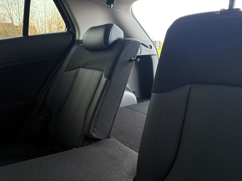 2026 Kia Sportage - image 32