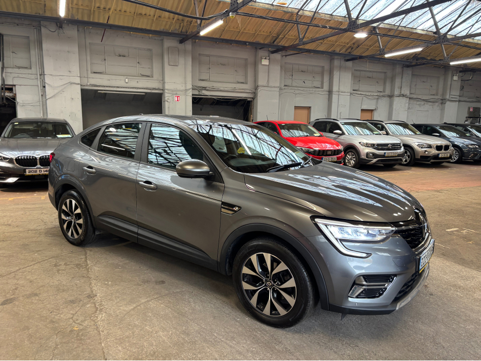 2022 Renault Arkana E-TECH ICONIC HYBRID 14 145 AUTO €19,999
