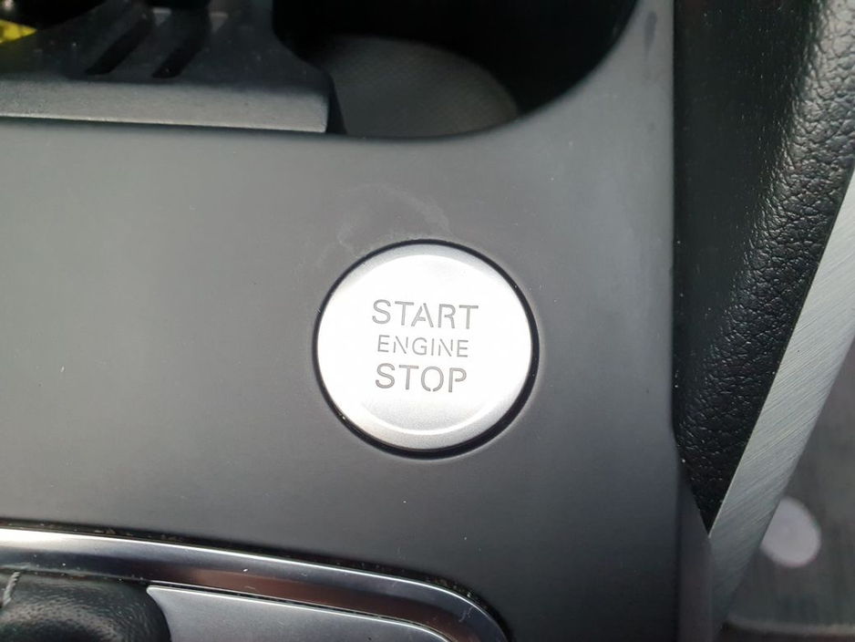 2018 Audi Q2 S-LINE * HALF LEATHER * 1.0 TFSI AUTOMATIC €21,950