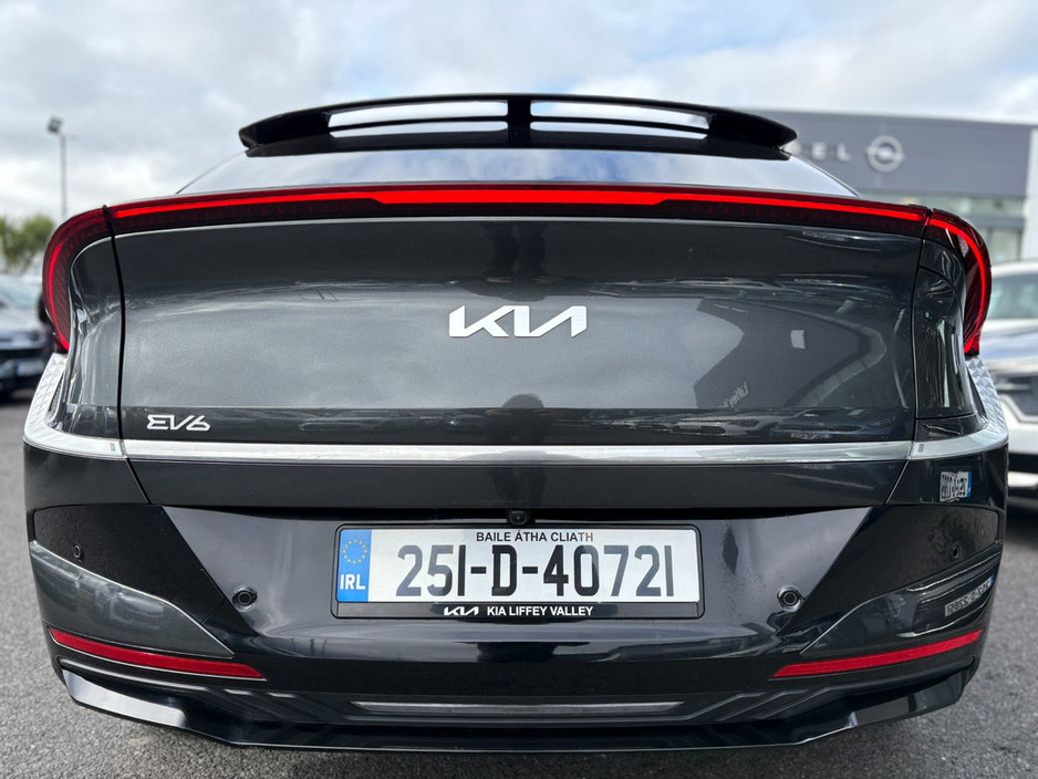 2025 Kia EV6 - image 11