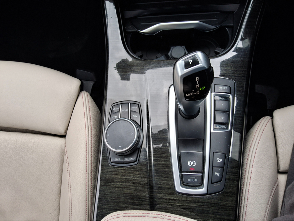 2017 BMW X3 - image 20