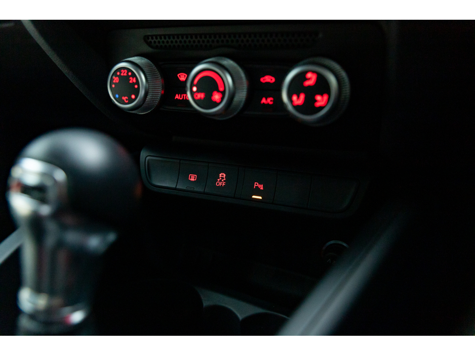 2016 Audi A1 1.0TSI SPORTS EDITION 5DR HATCHBACK AUTOMATIC // 1 OWNER WITH ONLY 89796 KMS // BUY WITH CONFIDENCE AA AND SIMI APPROVED DEALER 2025 // FINANCE ARRANGED // ALL TRADE INS WELCOME // €12,950