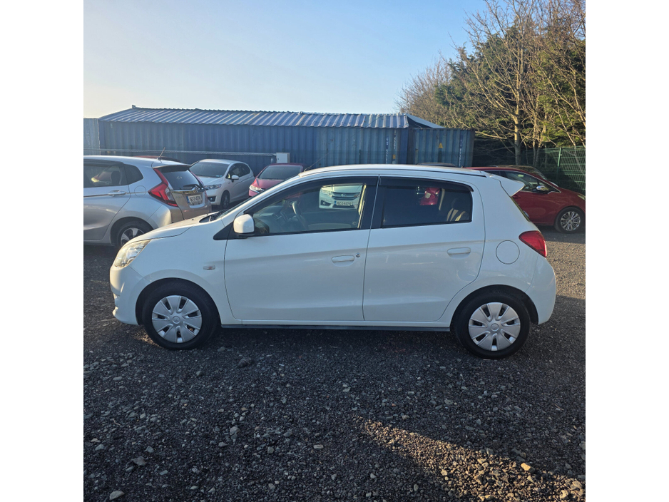 2014 Mitsubishi Mirage - image 5