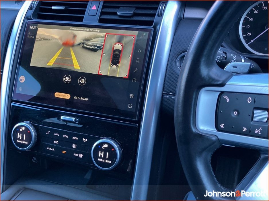 2023 Land Rover Discovery 3.0D I6 249 PS AWD Auto R-Dynamic HSE 7 Seater €89,900