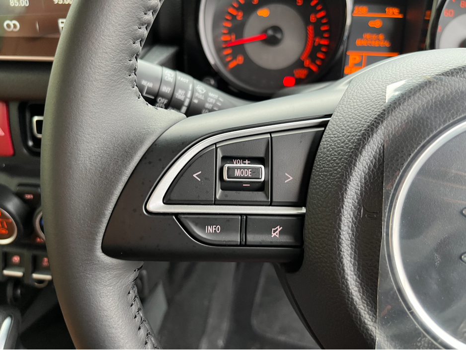 2025 Suzuki Jimny - image 23