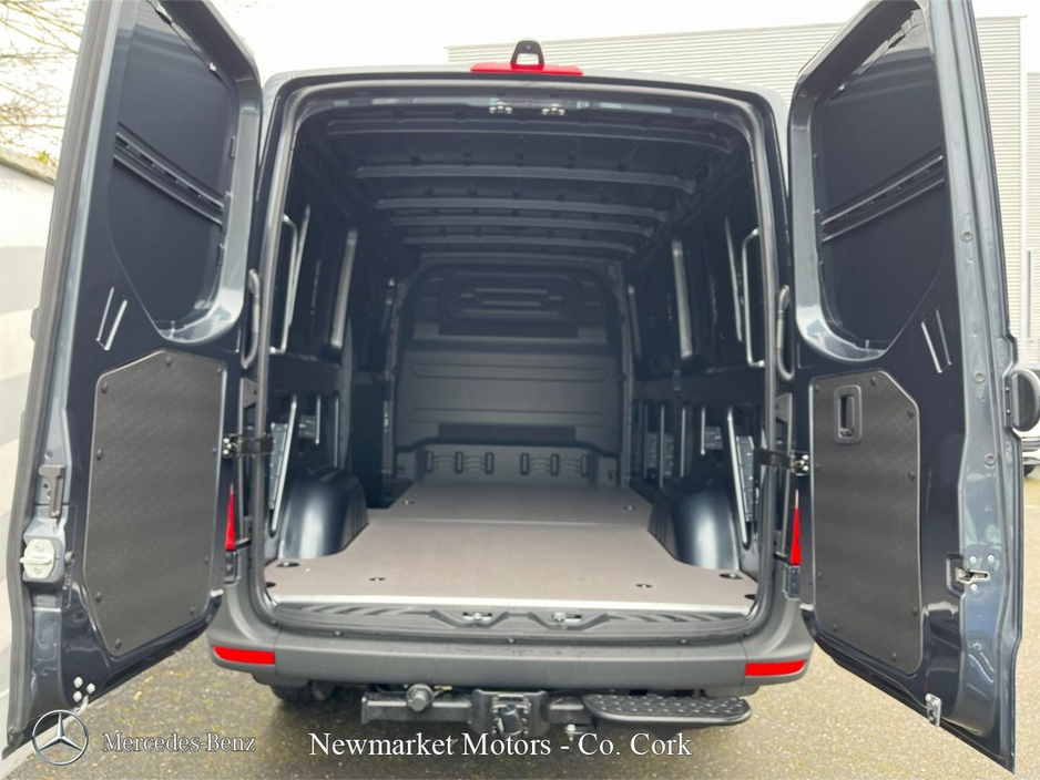 2026 Mercedes-Benz Sprinter - image 16