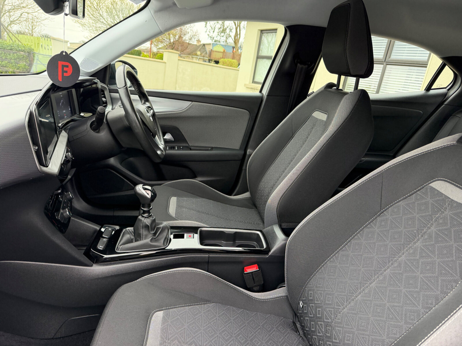 2024 Opel Mokka - image 17