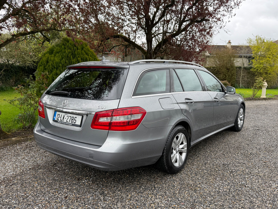 2012 Mercedes-Benz E Class - image 4
