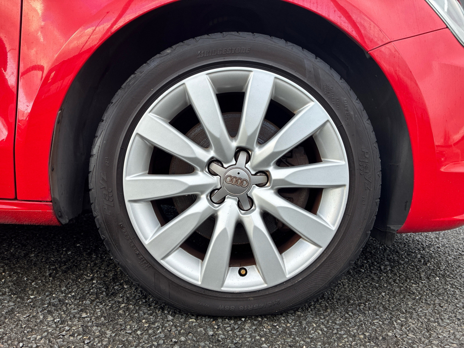 2014 Audi A1 - image 5