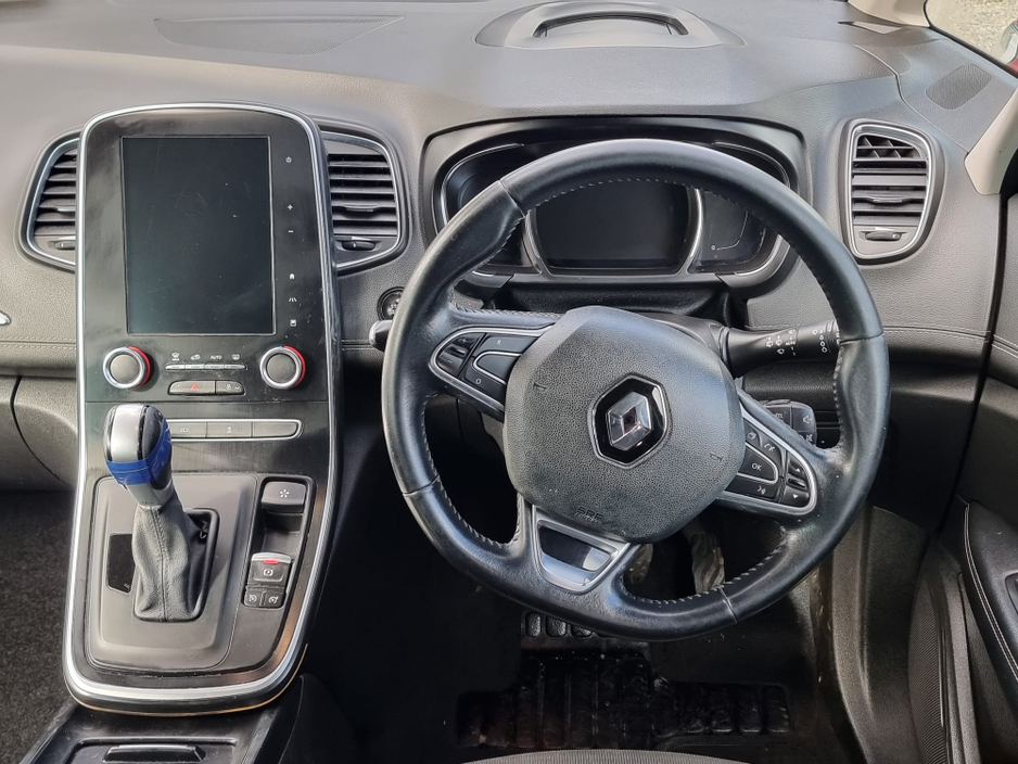 2017 Renault Grand Scenic - image 15