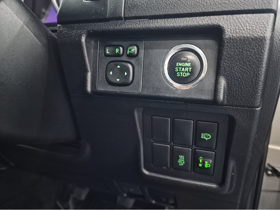 2017 Toyota Landcruiser LAND CRU LWB GX COM 4DR €29,950