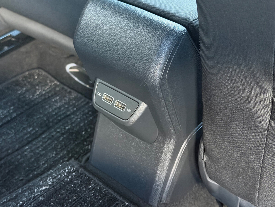 2020 Volkswagen Polo - image 8