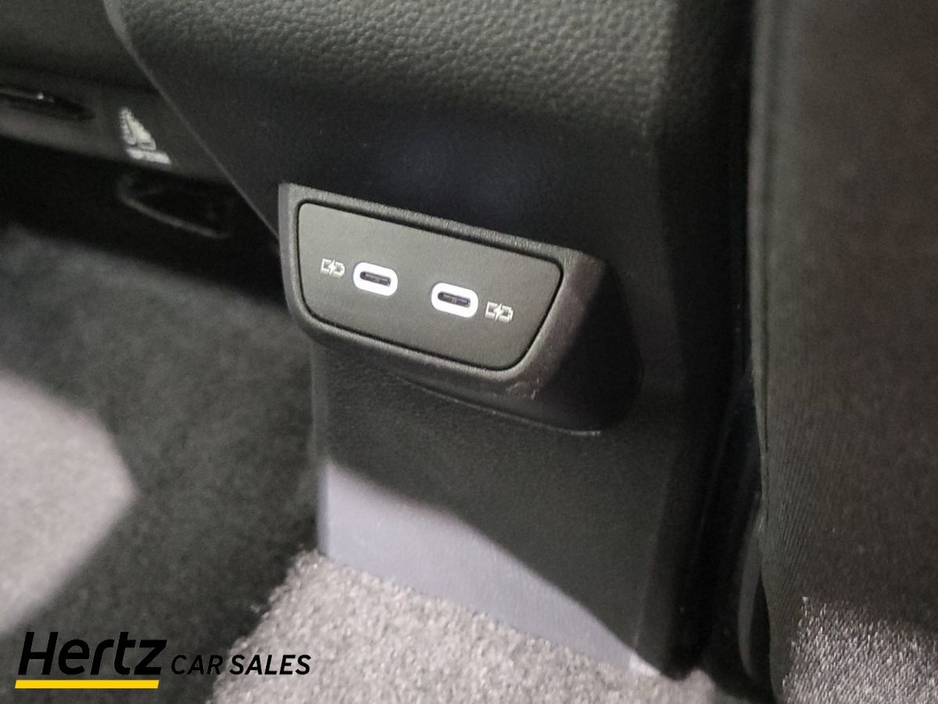 2024 Volkswagen Polo - image 17