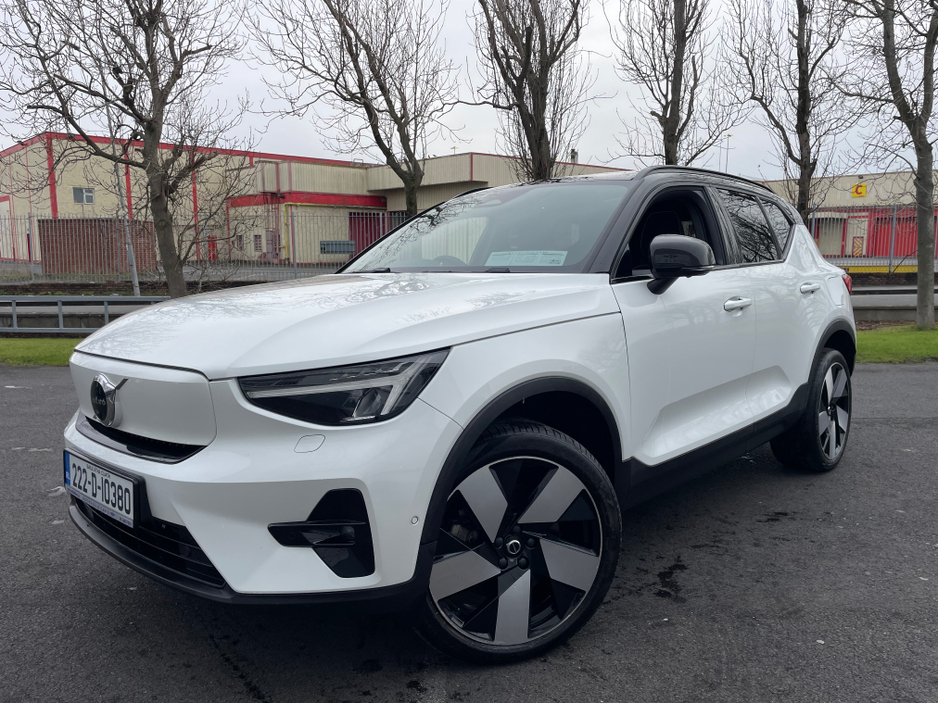 2022 Volvo XC40 ULTIMATE - 69KW BIGGER BATTERY - APPLE PLAY - 120TAX - NEW NCT €28,750