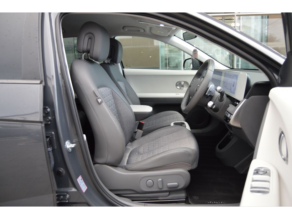 2023 Hyundai Ioniq 5 77kW Executive Plus €33,995