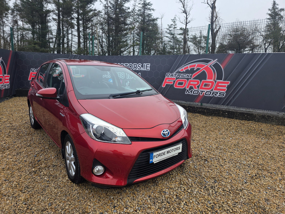 2014 Toyota Yaris Hybrid Luxury €11,950