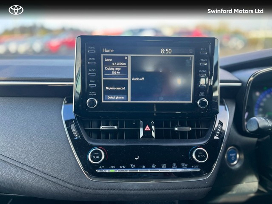 2021 Toyota Corolla - image 10