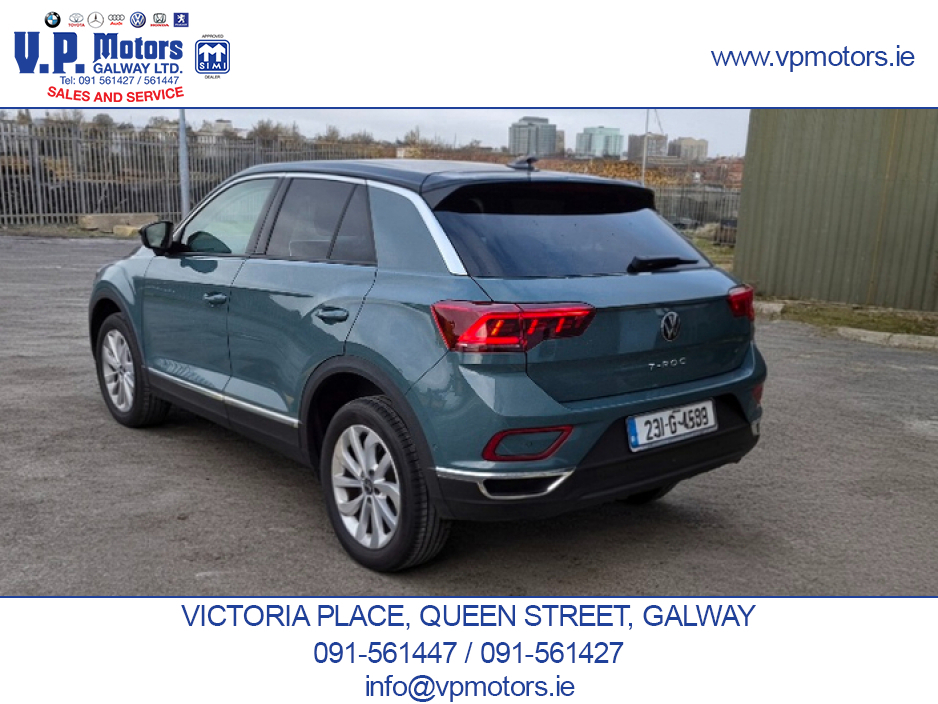 2023 Volkswagen T-Roc - image 10