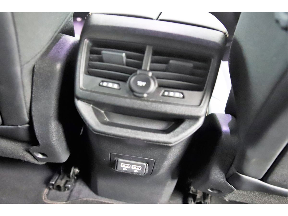 2022 Peugeot 3008 - image 25