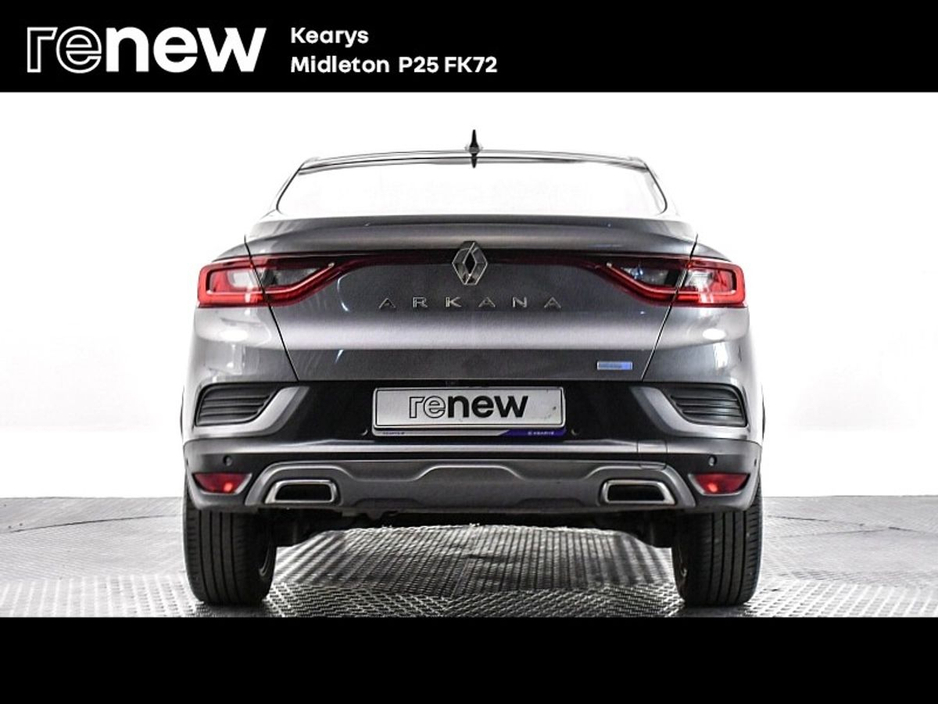 2022 Renault Arkana - image 10