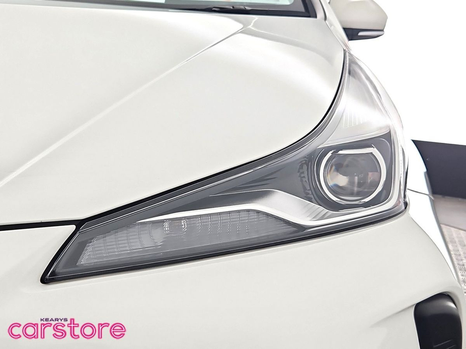 2021 Toyota Prius - image 19