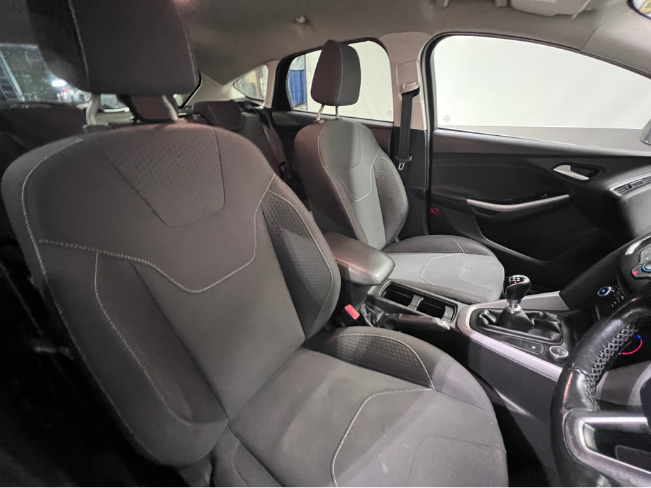 2015 Ford Focus 1.0 ECOBOOST ZETEC 125PS 5DR T €7,400