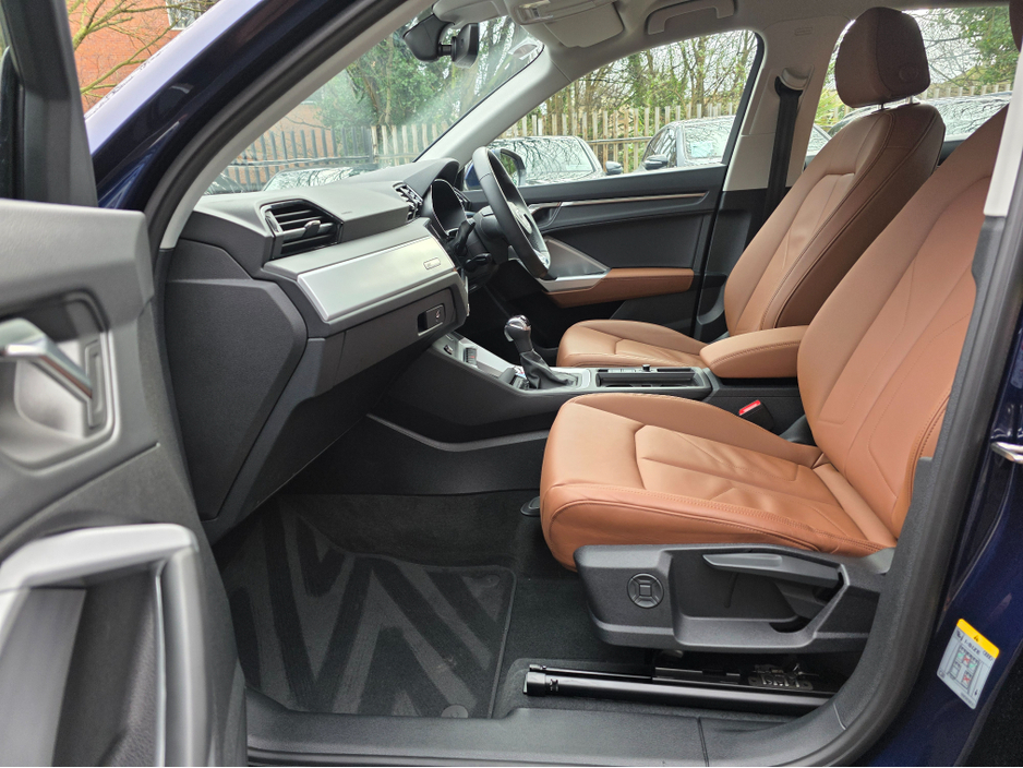 2025 Audi Q3 35 TFSI SE S-TRONIC.FINANCE ARRANGED.SIMI.AA APPROVED.VIEW BY APPOINTMENT 7 DAYS A WEEK. €52,950