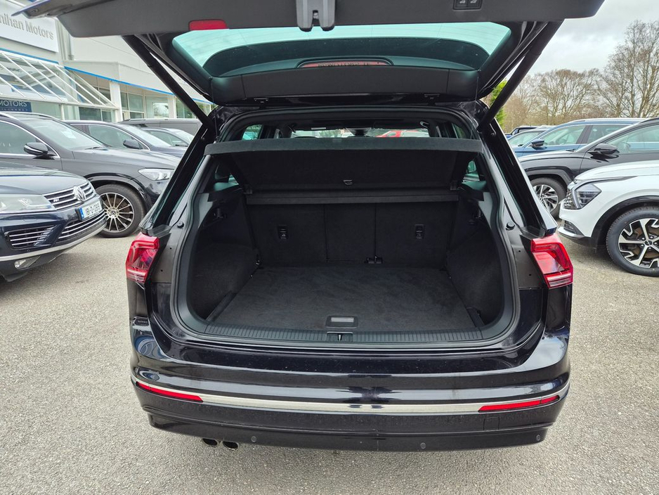 2018 Volkswagen Tiguan - image 5
